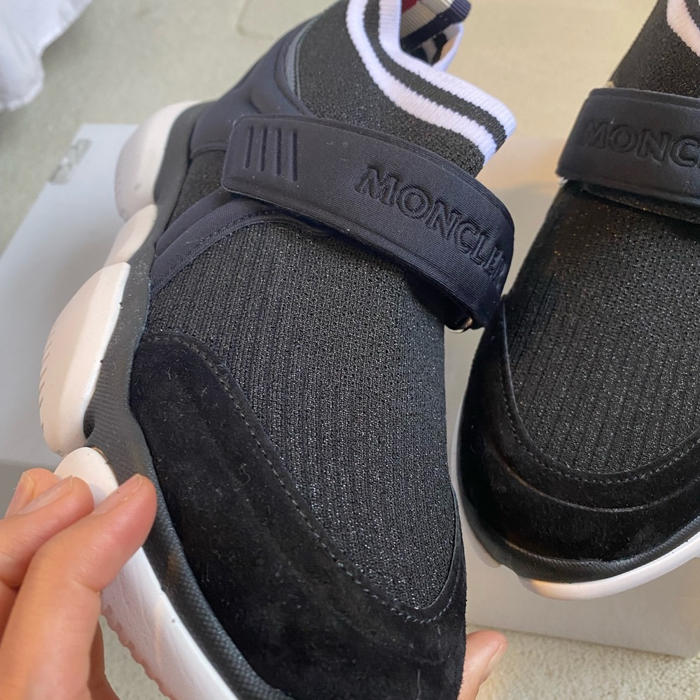 BRAND NEW Moncler Sneakers (Size 7)